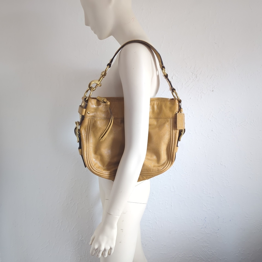 Coach Zoe Patent Leather Hobo Bag Mustard Yellow Camel Y2K Shoulder Purse Rare
